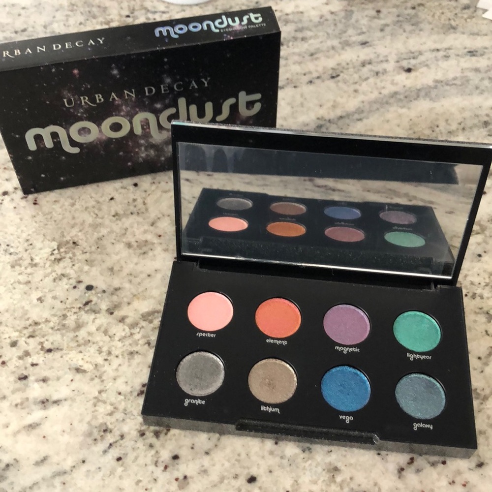 * LAST ONE * Moondust Eyeshadow Pallet Urban Decay - Picture 4 of 6